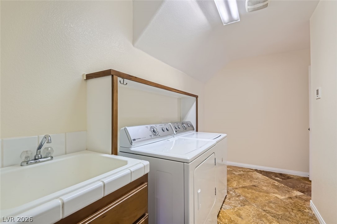 4327 Melrose Abbey Place Property Photo 47