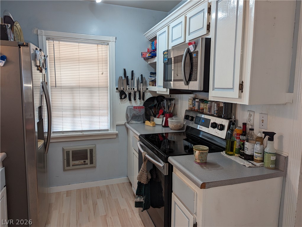 561 Main Street Property Photo 14