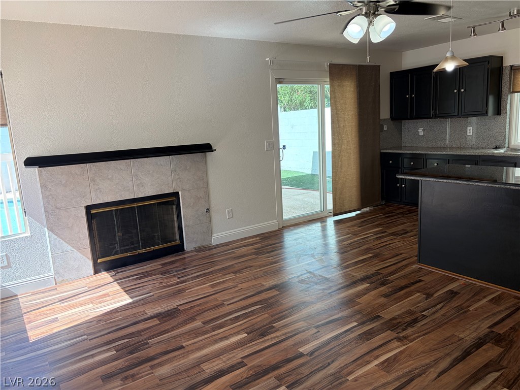 1685 Autumn Rust Drive Property Photo 9