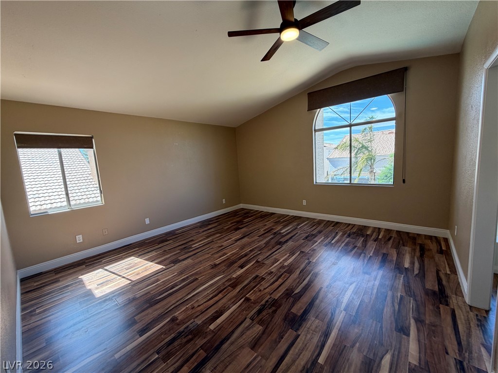 1685 Autumn Rust Drive Property Photo 12
