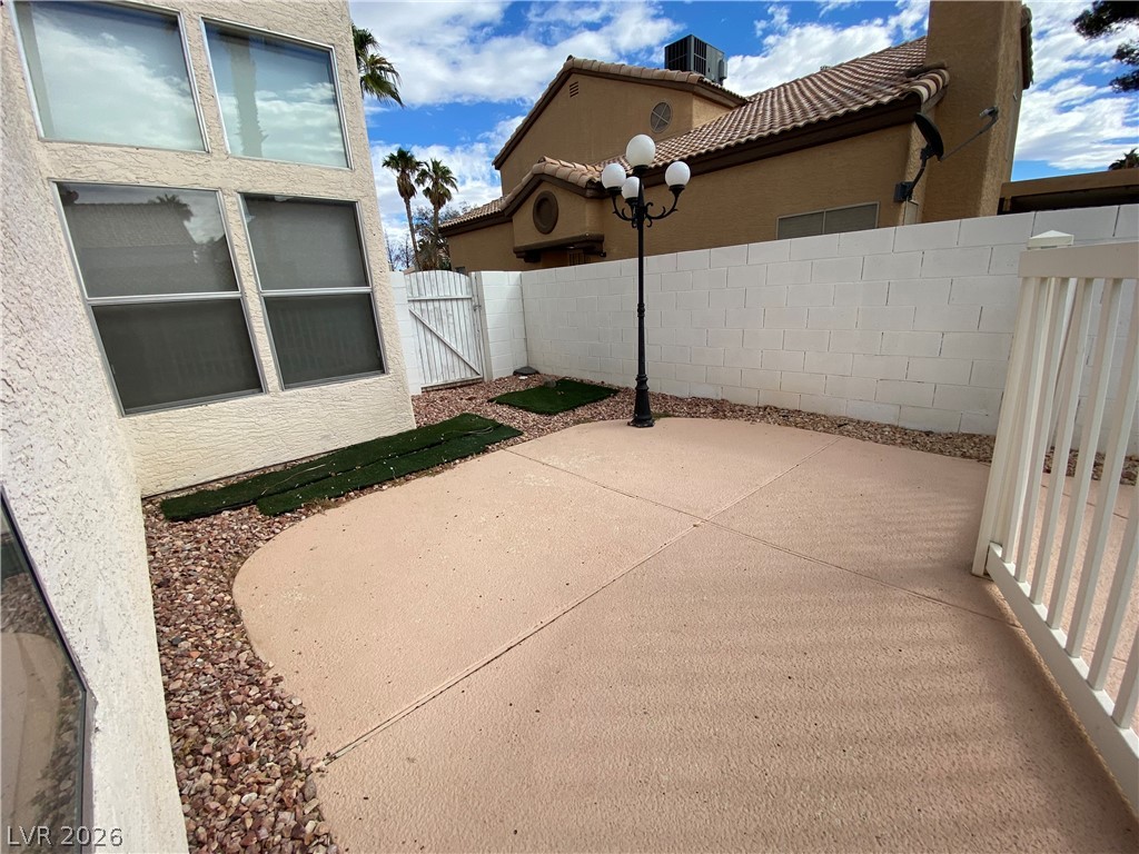 1685 Autumn Rust Drive Property Photo 21