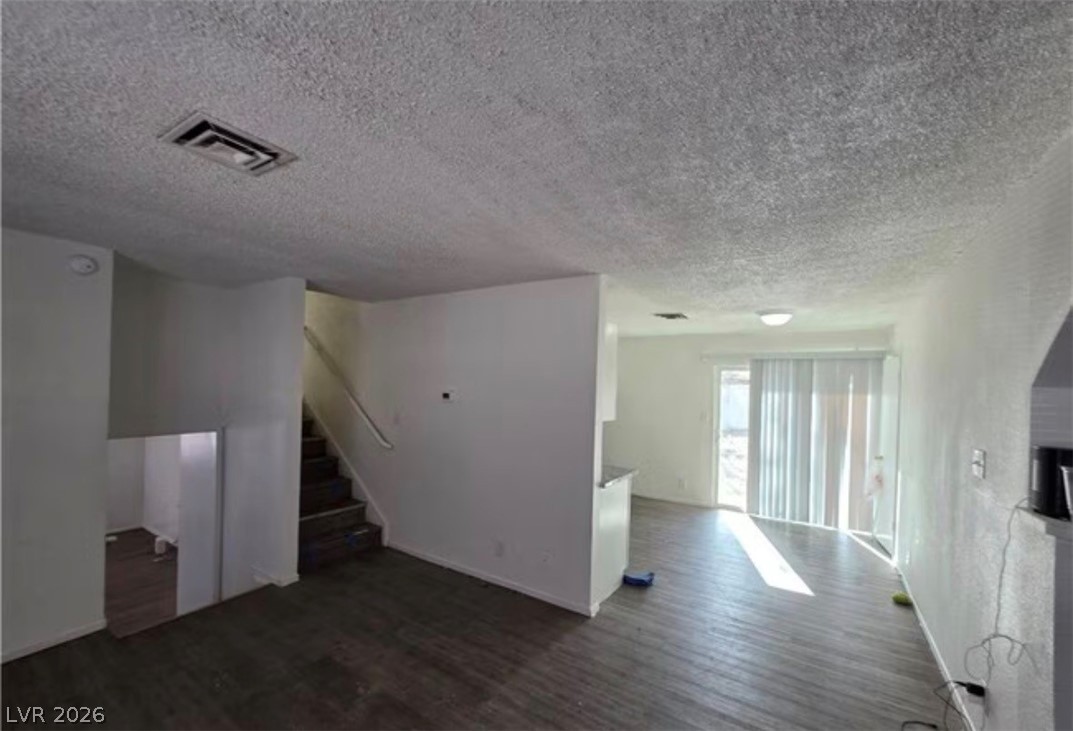 301 Lance Avenue Property Photo 5