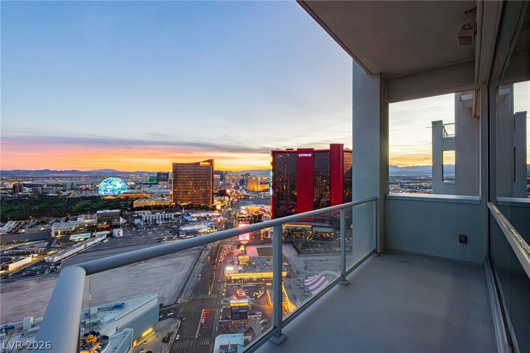 2700 Las Vegas Boulevard 4203 Property Photo 1