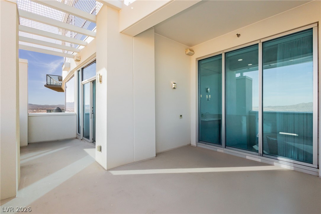 2700 Las Vegas Boulevard 4203 Property Photo 28