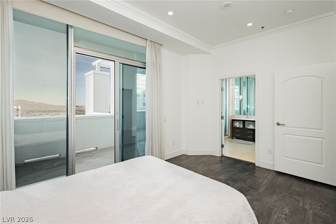 2700 Las Vegas Boulevard 4203 Property Photo 32