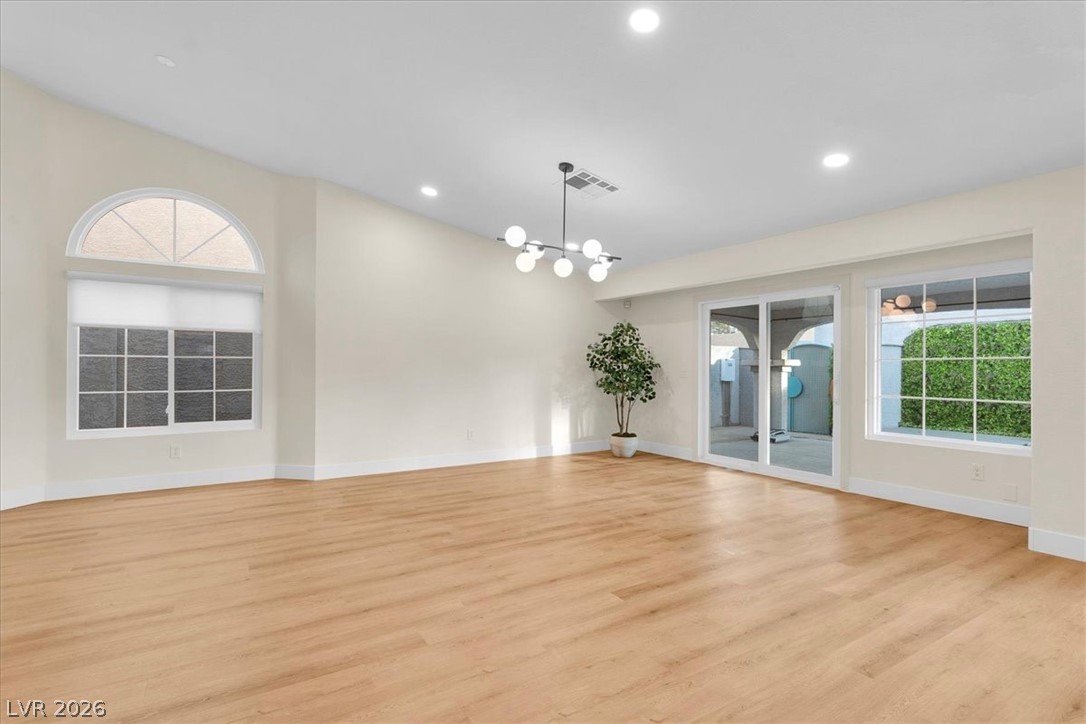 2405 Alpine Meadows Avenue Property Photo 13
