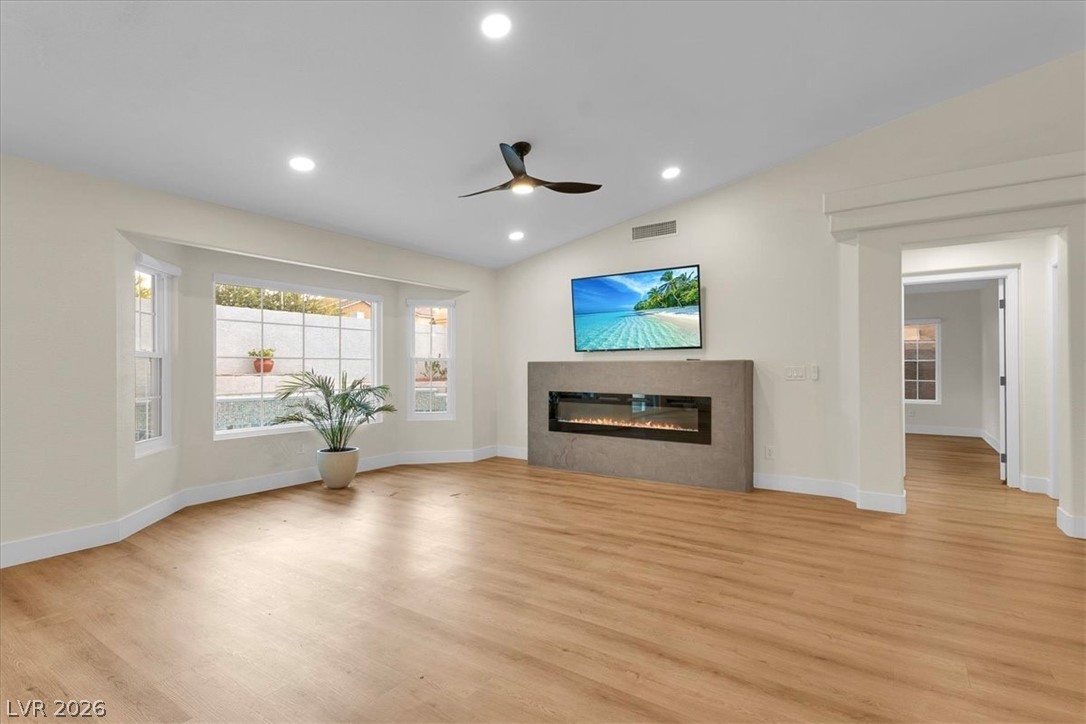 2405 Alpine Meadows Avenue Property Photo 14