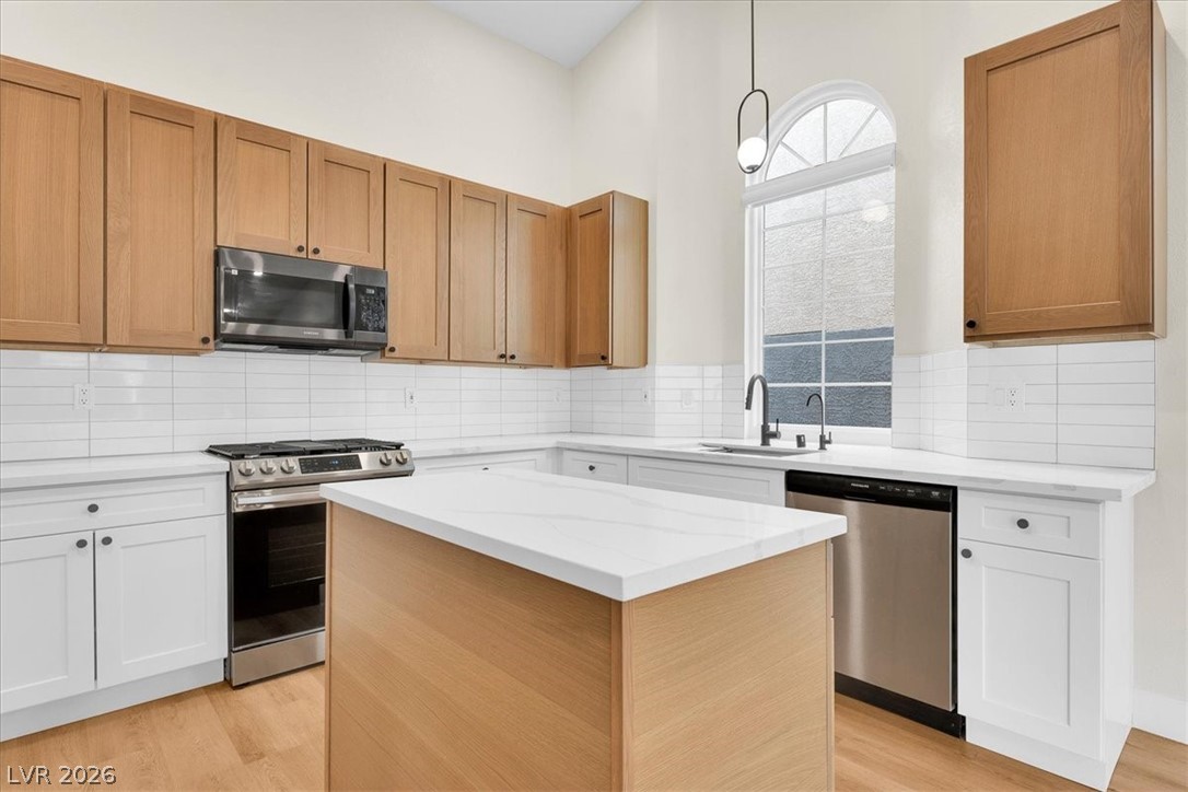 2405 Alpine Meadows Avenue Property Photo 17