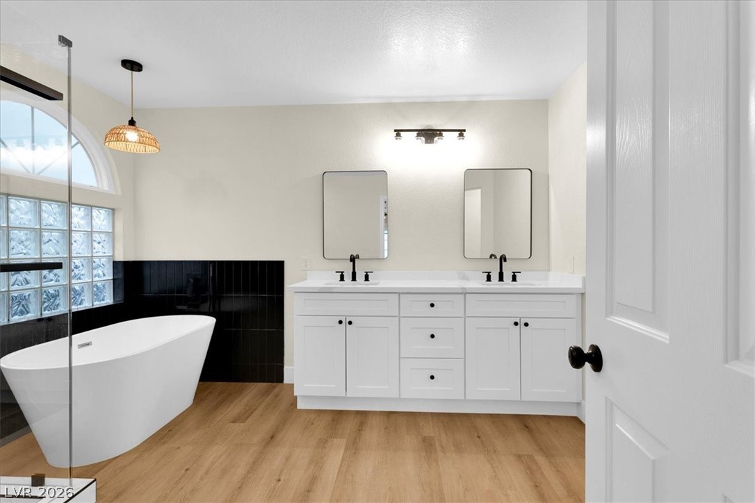 2405 Alpine Meadows Avenue Property Photo 24