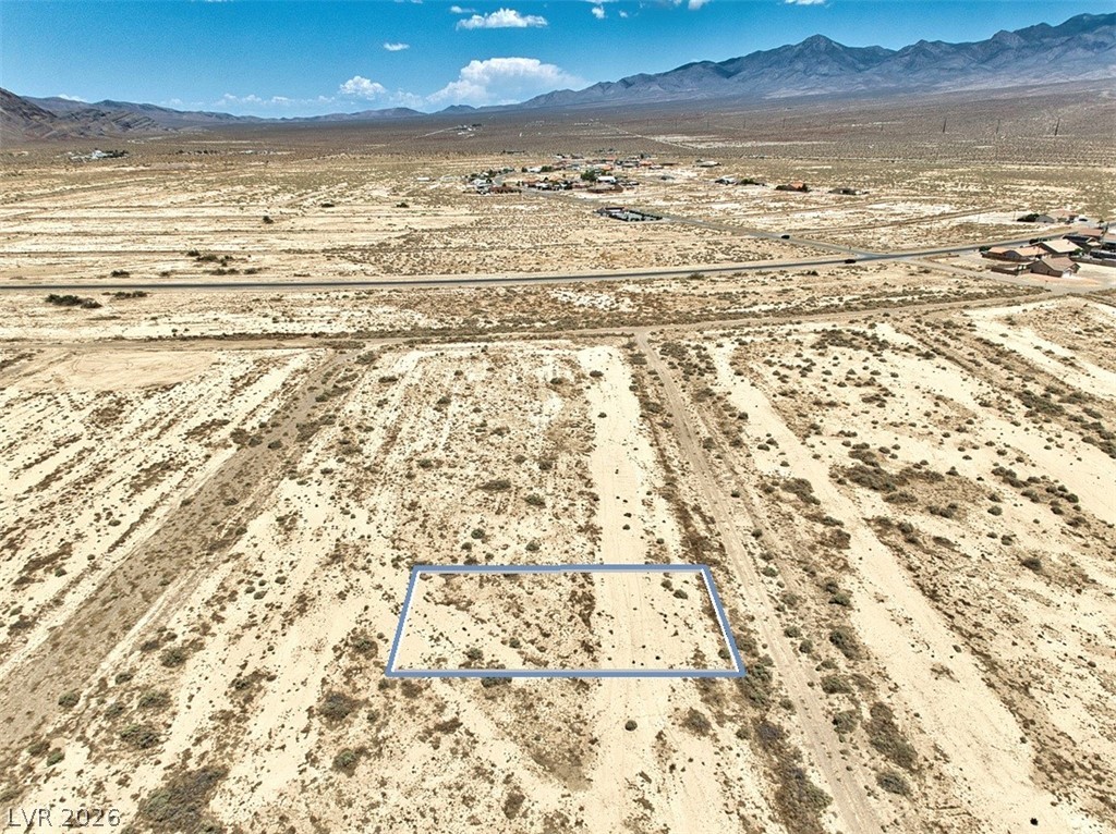 5860 North Deep Well Place Property Photo 4