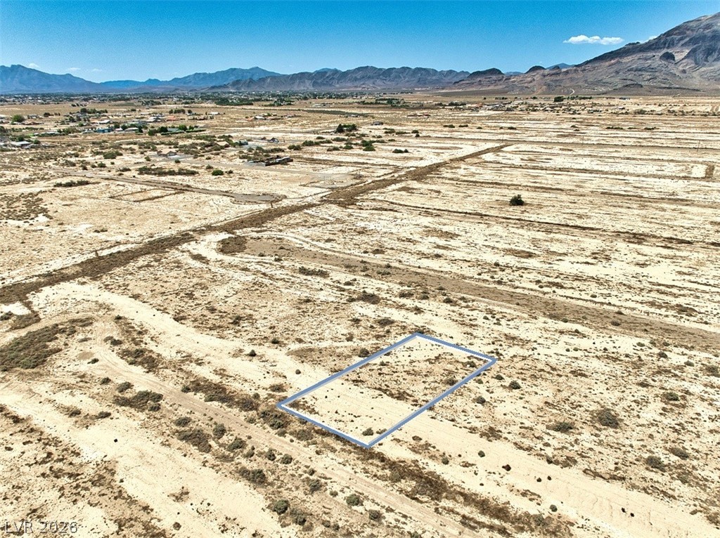 5860 North Deep Well Place Property Photo 7