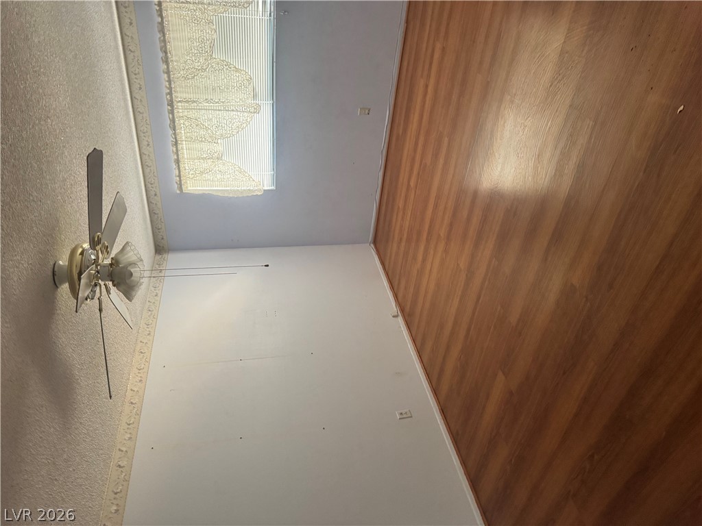 208 Orland Street 12 Property Photo 9