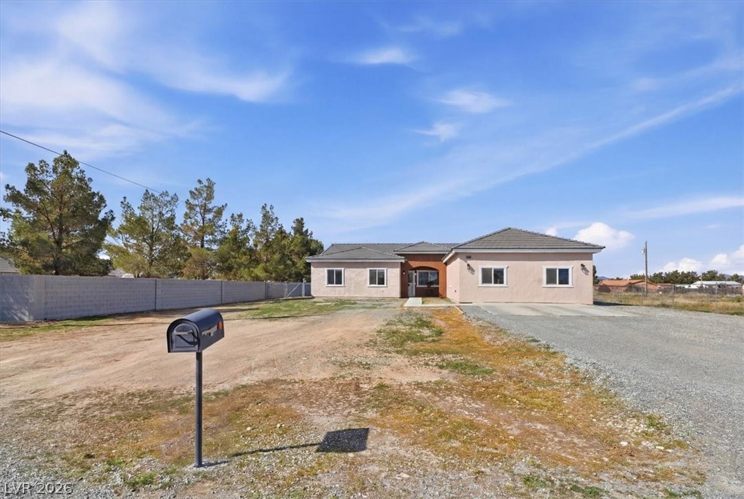 2940 Viva Place Property Photo 6