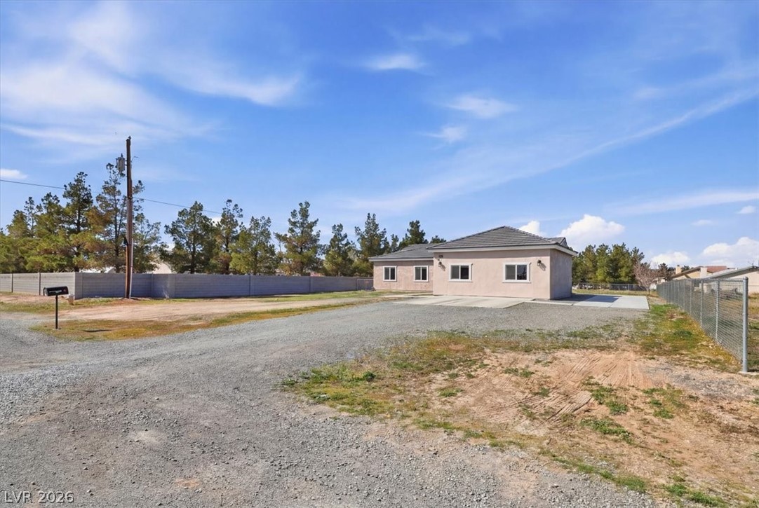 2940 Viva Place Property Photo 7