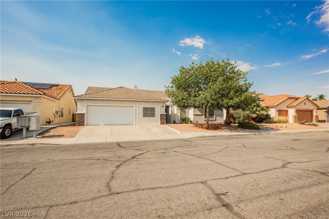 1008 Beaver Crest Terrace Property Photo 4