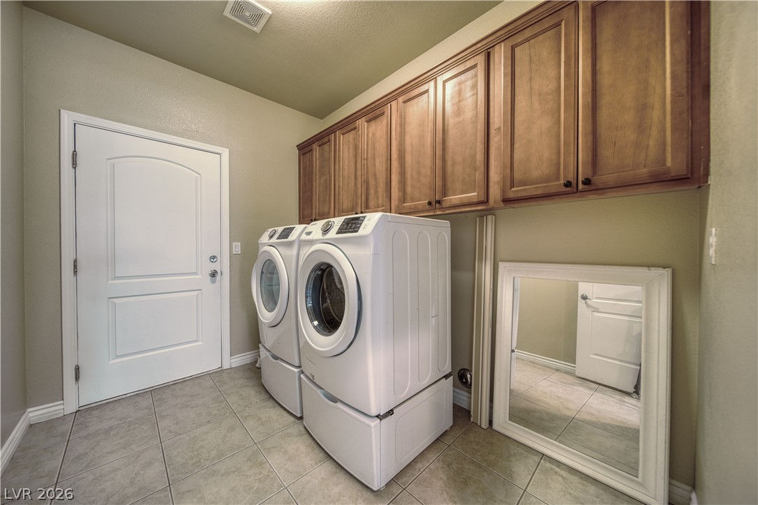 5670 Harrison Place Property Photo 24