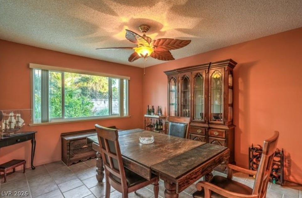 4370 Flandes Street Property Photo 8