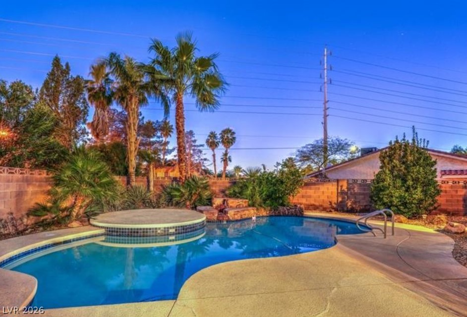4370 Flandes Street Property Photo 17
