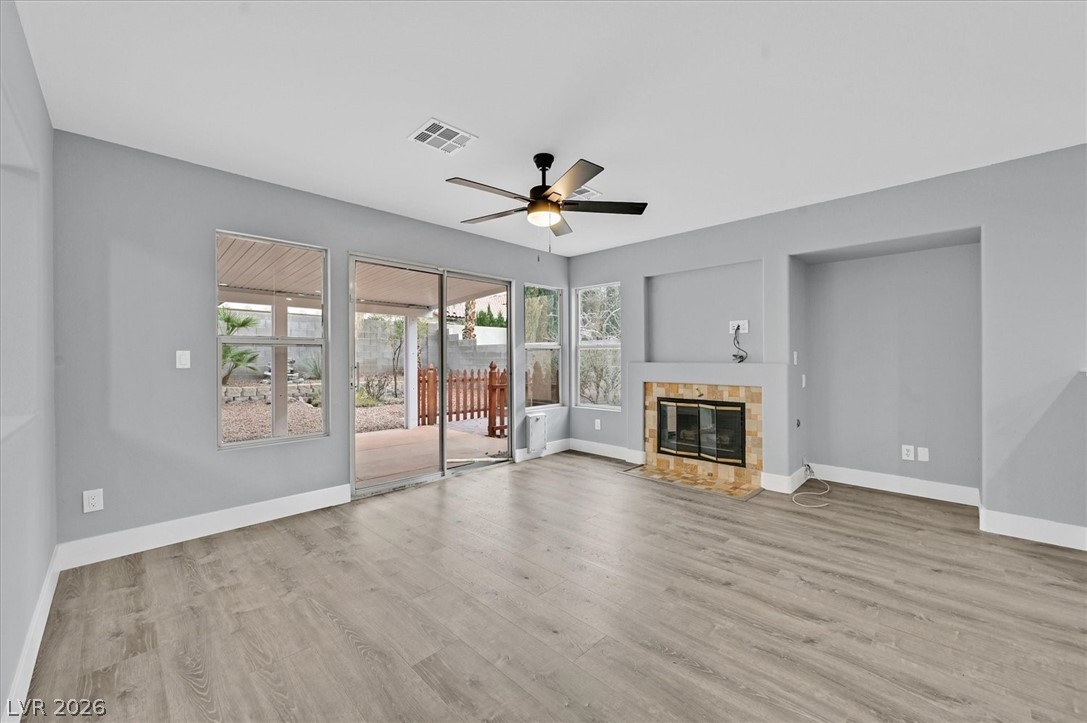 8946 Libertyvale Drive Property Photo 5