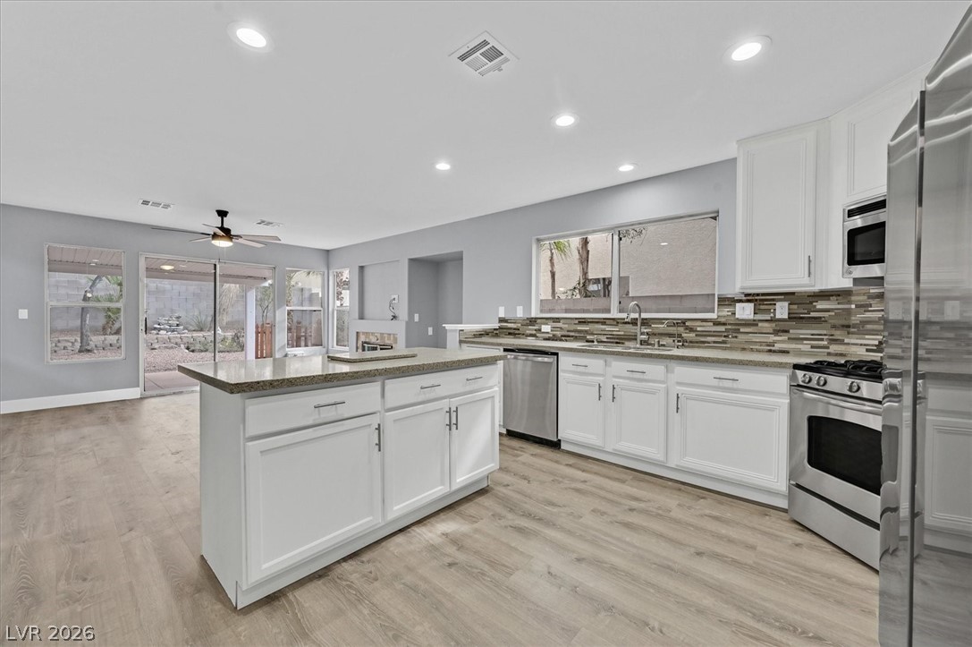 8946 Libertyvale Drive Property Photo 8