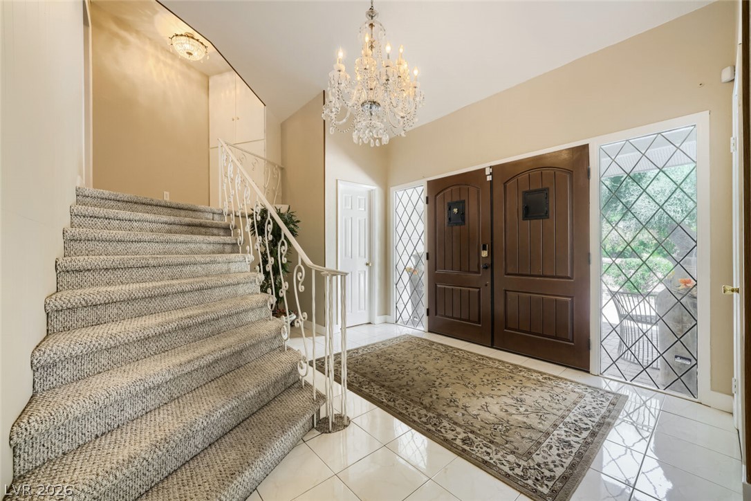 7082 Mira Vista Street Property Photo 4