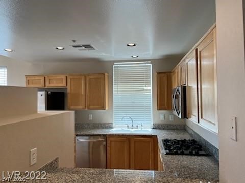 2757432 Property Photo 6