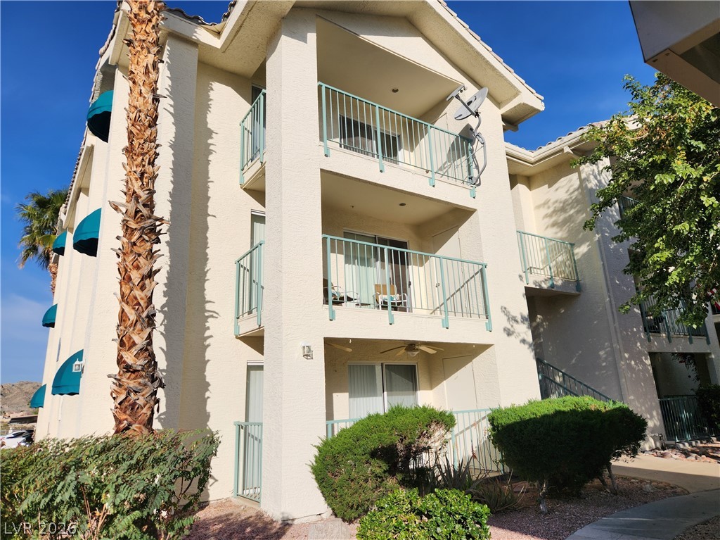 3550 Bay Sands Drive 3025 Property Photo 2