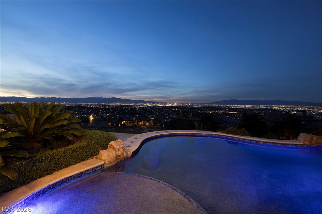 472 Saint Moritz Drive Property Photo 21