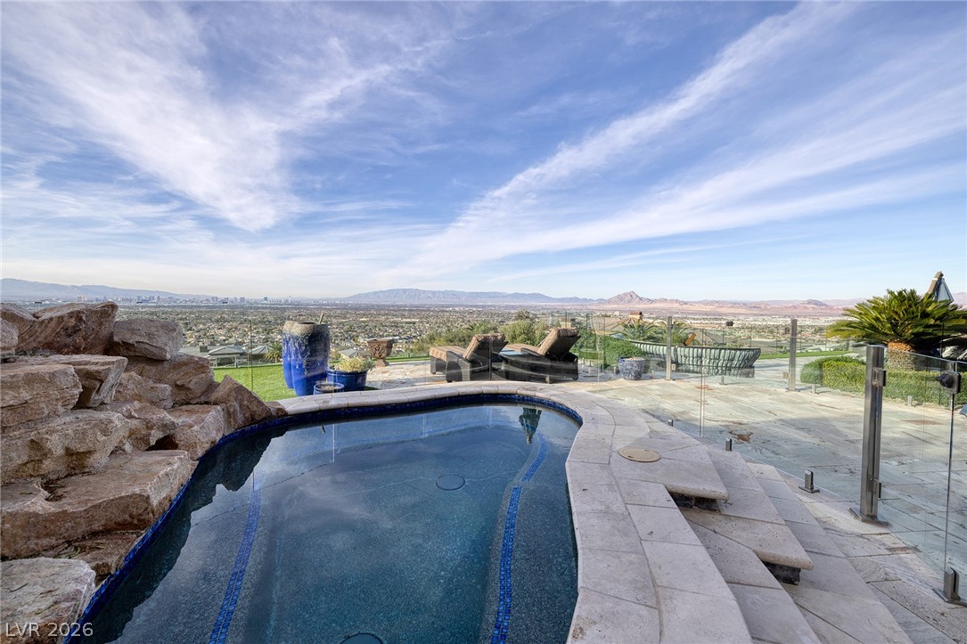472 Saint Moritz Drive Property Photo 26