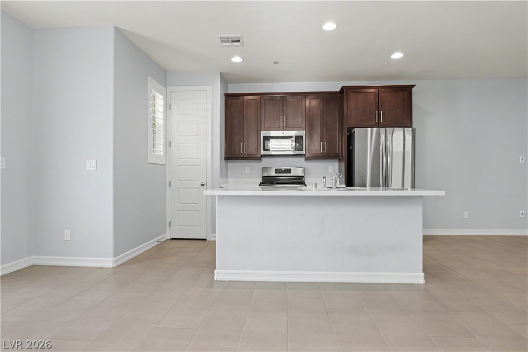 11681 Redwood Mountain Avenue Property Photo 9
