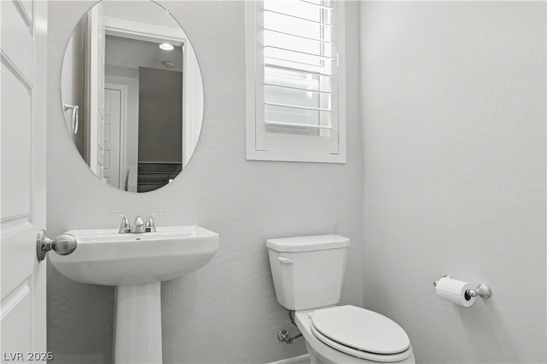 11681 Redwood Mountain Avenue Property Photo 13