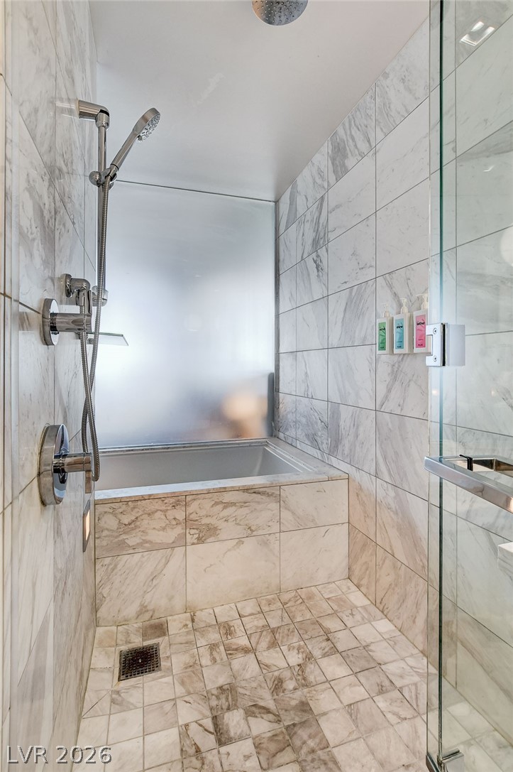 4381 West Flamingo Road 1218 Property Photo 6