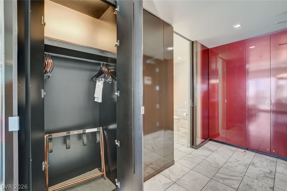 4381 West Flamingo Road 1218 Property Photo 16
