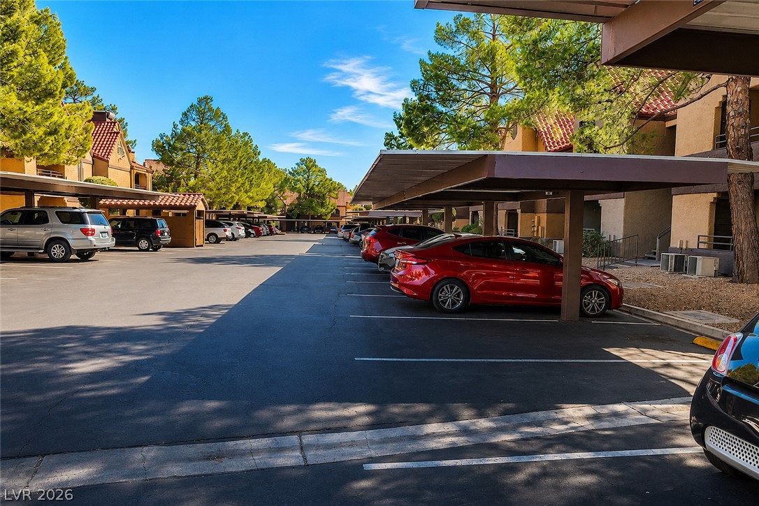 2200 South Fort Apache Road 2032 Property Photo 29