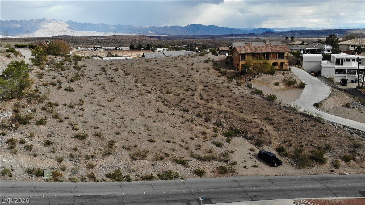 1413 Pueblo Drive Property Photo 5