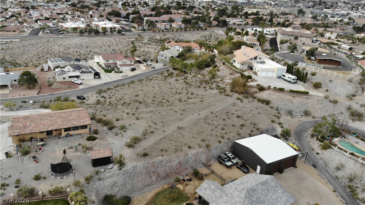 1413 Pueblo Drive Property Photo 8