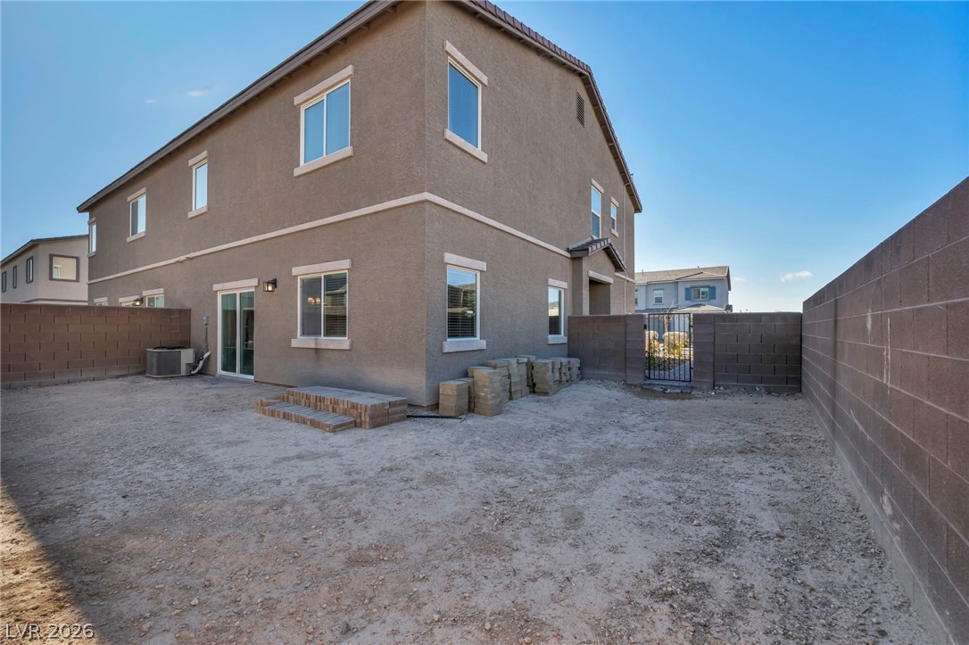 1626 Dakota Group Avenue Property Photo 4