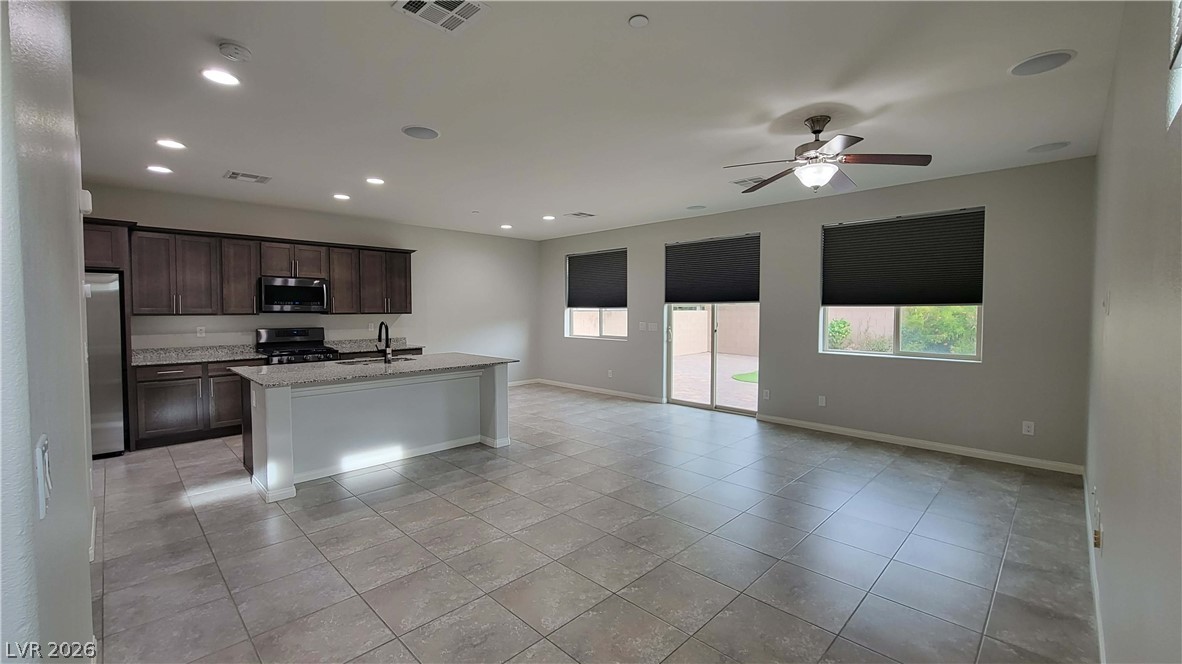 2276 Sky Island Drive Property Photo 4