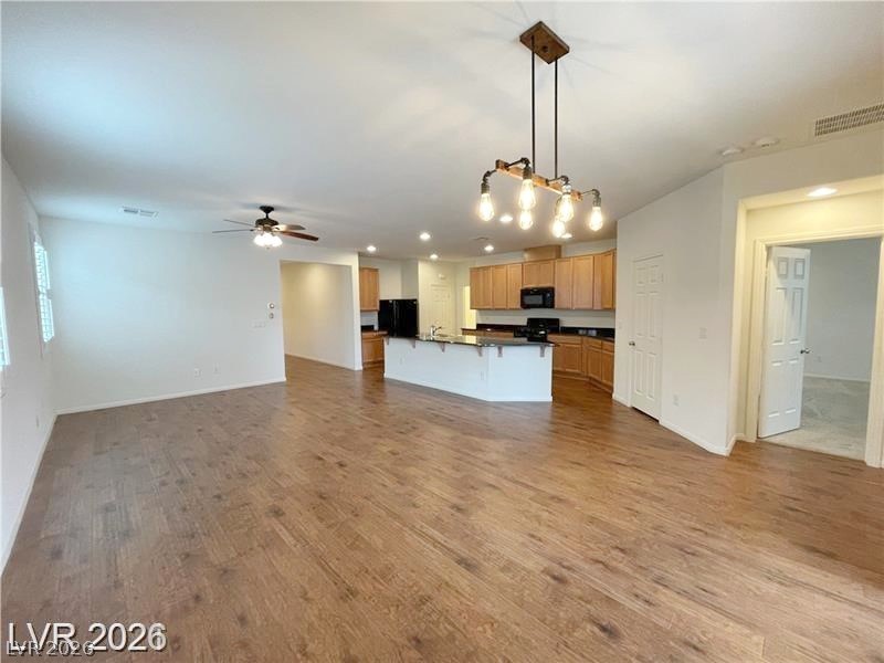 10596 Upper Laurel Street Property Photo 4
