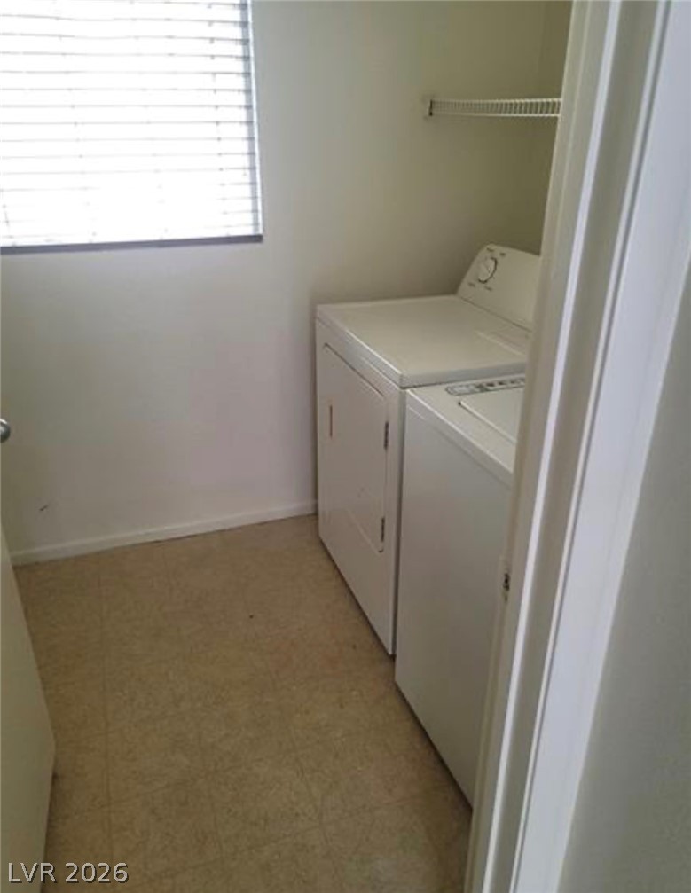 4039 Meadow Foxtail Drive Property Photo 35