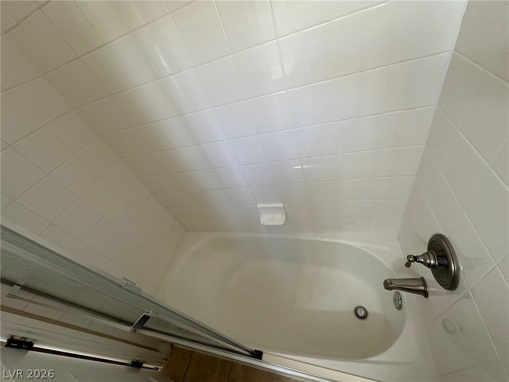 2757909 Property Photo 38
