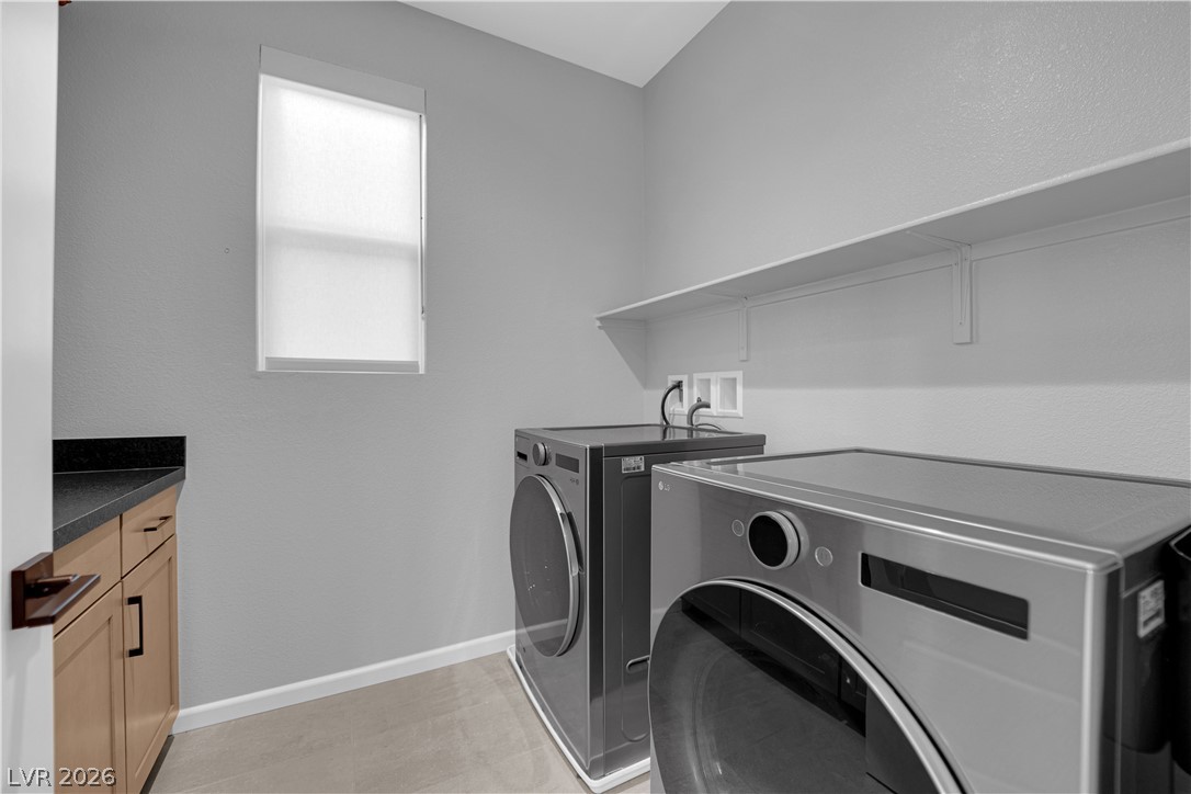 10190 Bismarck Palms Avenue Property Photo 27