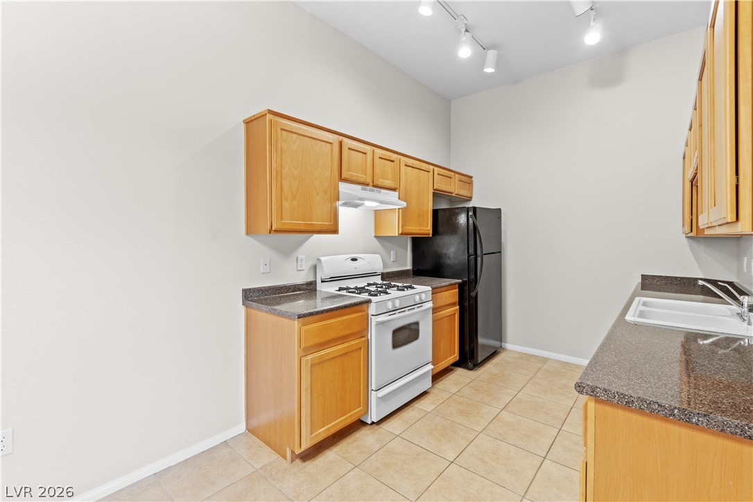 8805 Jeffreys Street 2104 Property Photo 10