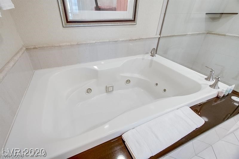 145 East Harmon Avenue 1209 Property Photo 12
