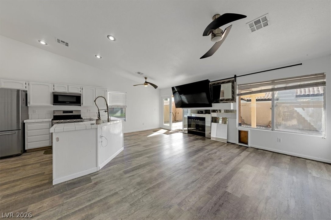 2305 Lone Ridge Court Property Photo 10