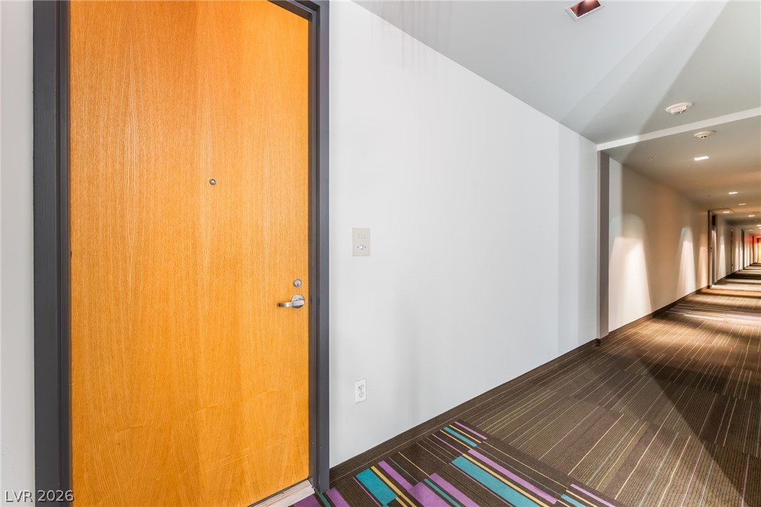 353 East Bonneville Avenue 753 Property Photo 4