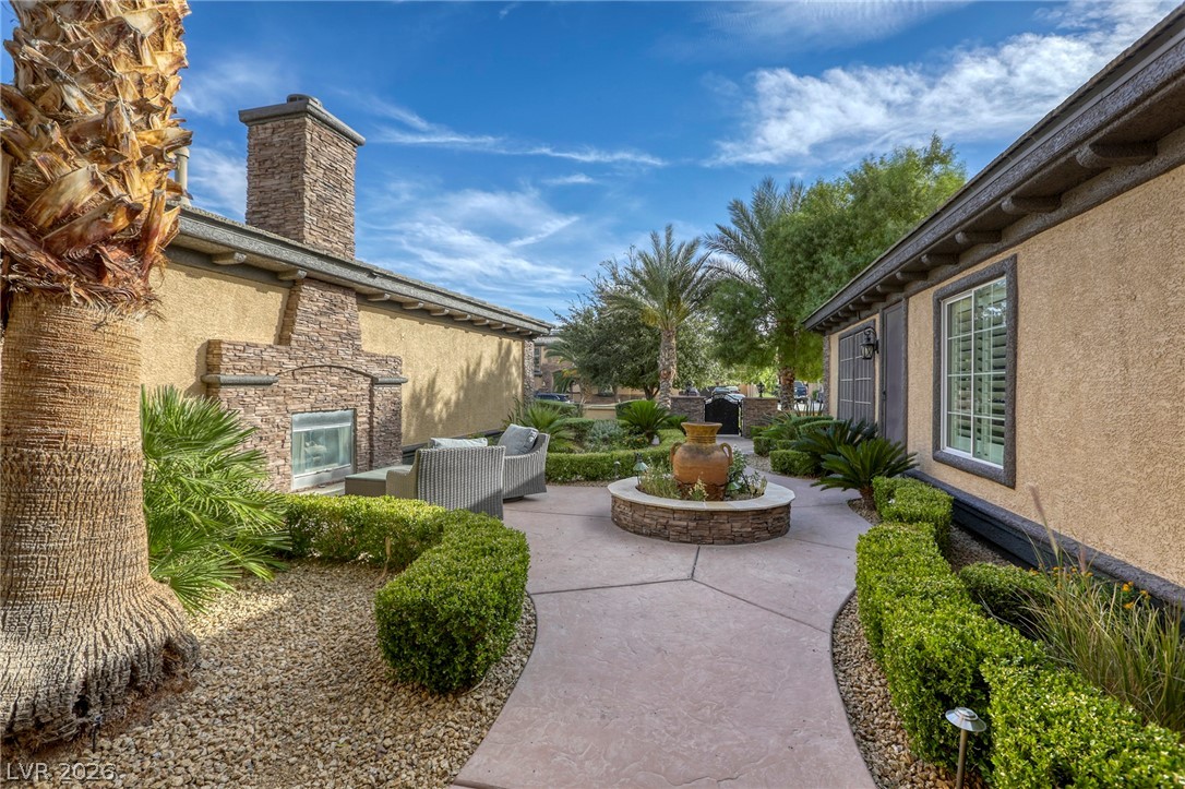 6908 Via Locanda Avenue Property Photo 3