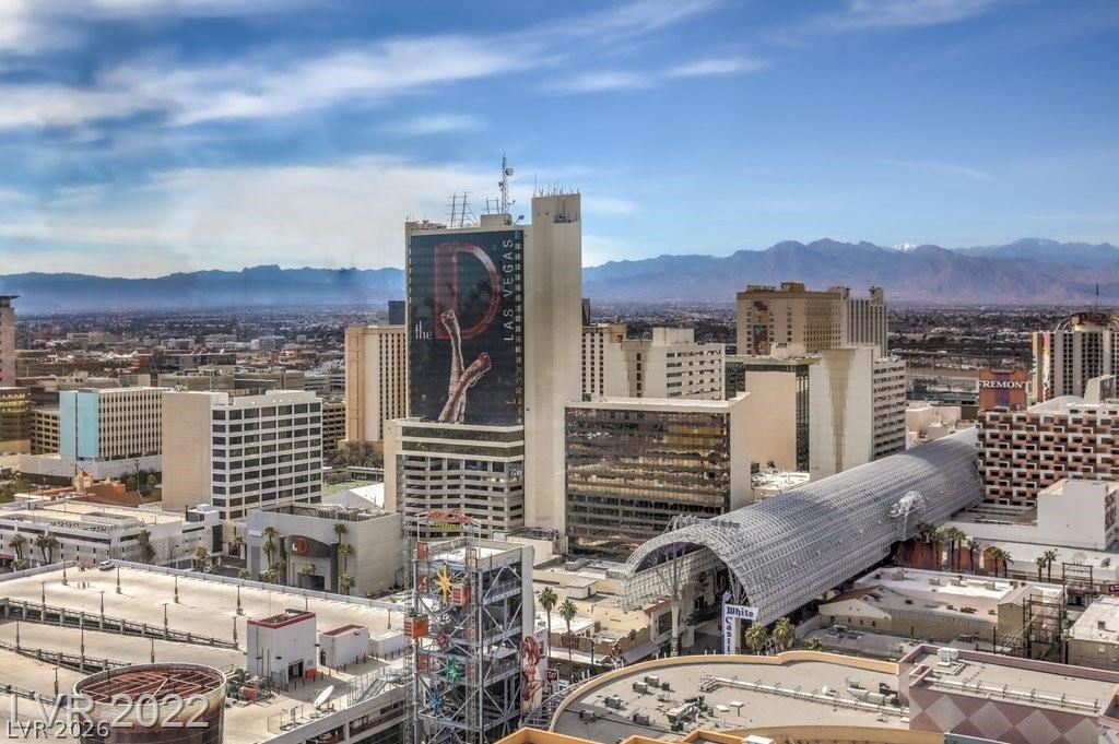 150 Las Vegas Boulevard 1018 Property Photo 2
