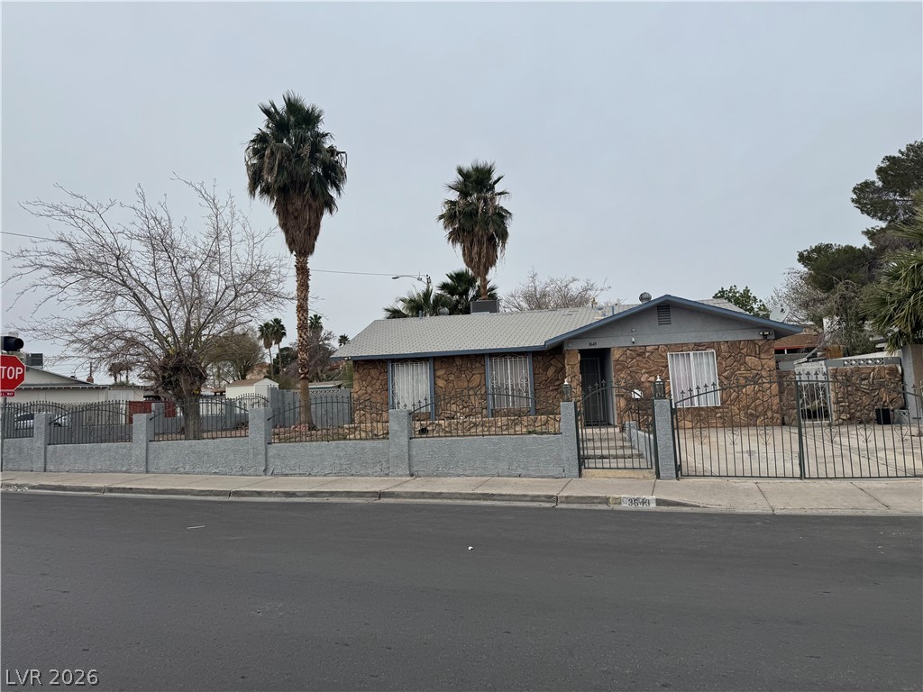 3643 Indios Avenue Property Photo 1