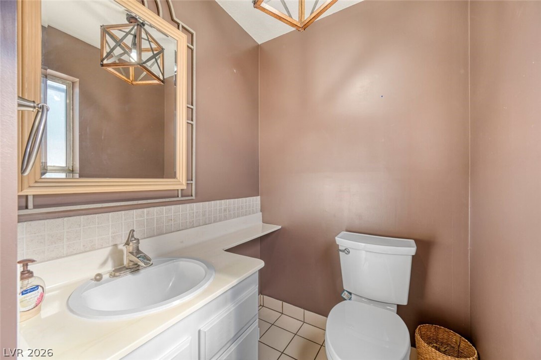 584 Mona Lane Property Photo 23